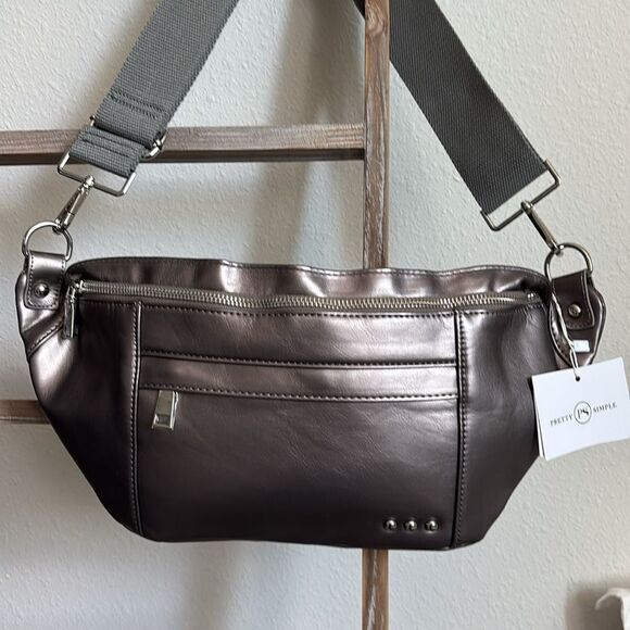 Pretty Simple Marley Metallic Oversized Bum Bag/Metallic Grey - Picture 7 of 12
